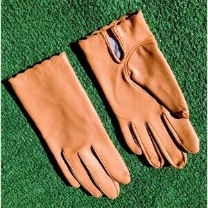 1960's Caramel Brown Vintage PINHOLES Petite Small Faux Leather Gloves Pair GUC